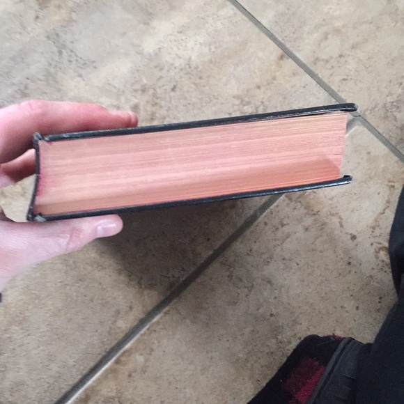 Bible - Picture 7 of 8